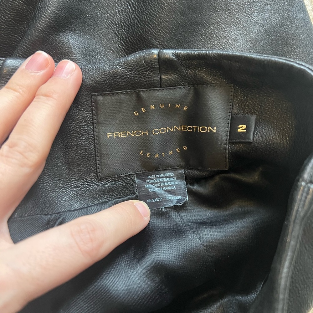 French Connection Black Leather Shorts Size 2 - Picture 4 of 6